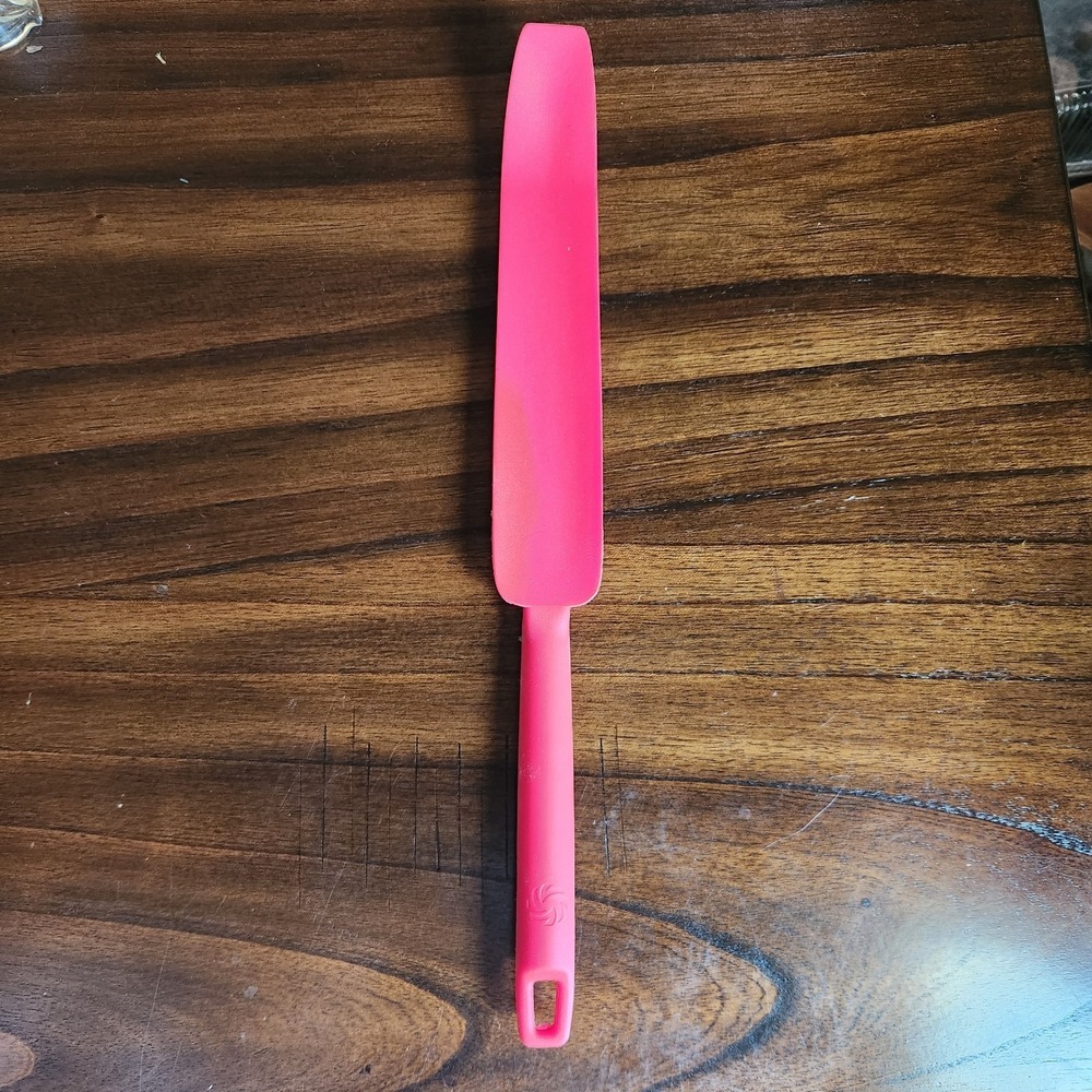 Red Vitamix silicone blender spatula. 13" Food Grade Silicone. Dishwasher Safe - Picture 2 of 6